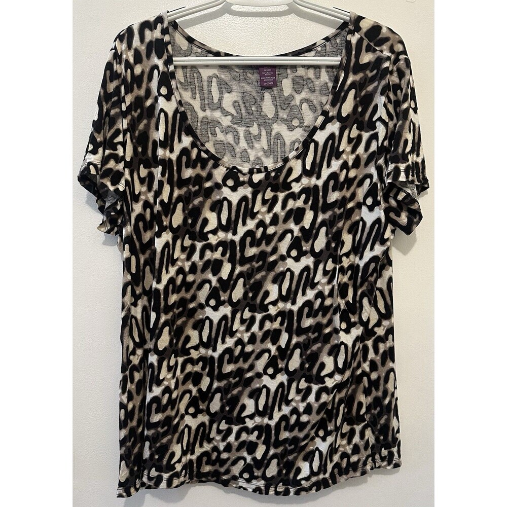 Beverly Drive Plus 20W/22W Leopard Print Rayon Top Scoop Neck Short Sleeve Shirt